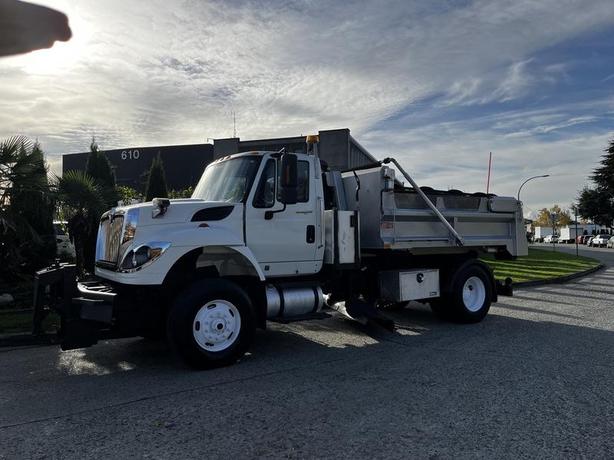 2011 International 7500 WorkStar Plow/Dump With Air Brakes Diesel image 6