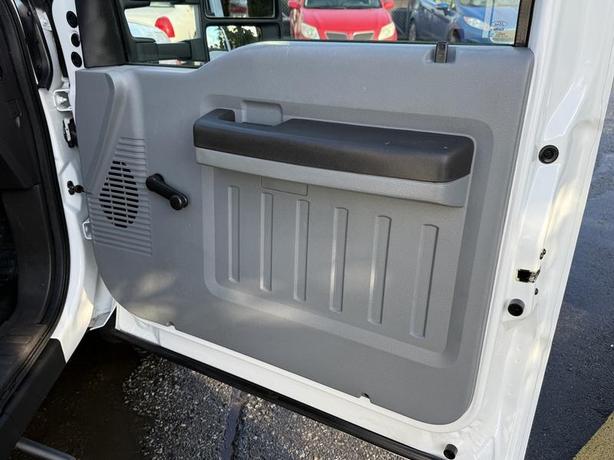 2012 Ford F-350 XL 4x4 Super Duty Service Truck image 2