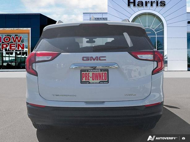 2024 GMC Terrain AWD 4dr SLE | Back-Up Camera | No Reported Accidents! image 5