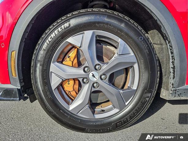 2023 Ford Mustang Mach-E Select AWD | No Reported Accidents | Low KM! image 6