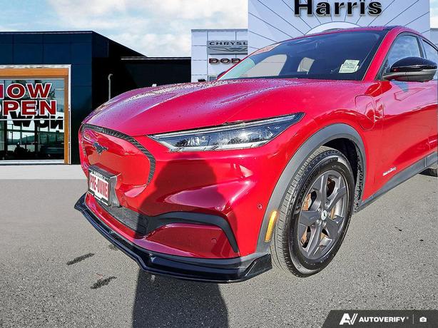 2023 Ford Mustang Mach-E Select AWD | No Reported Accidents | Low KM! image 8