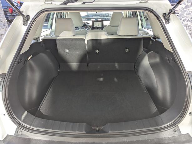 2023 Toyota Corolla Cross L - No accidents, AWD, Heated Seats image 8