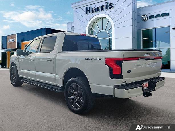 2023 Ford F-150 Lightning LARIAT 4WD SuperCrew 5.5' Box | No Reported Accidents! image 4
