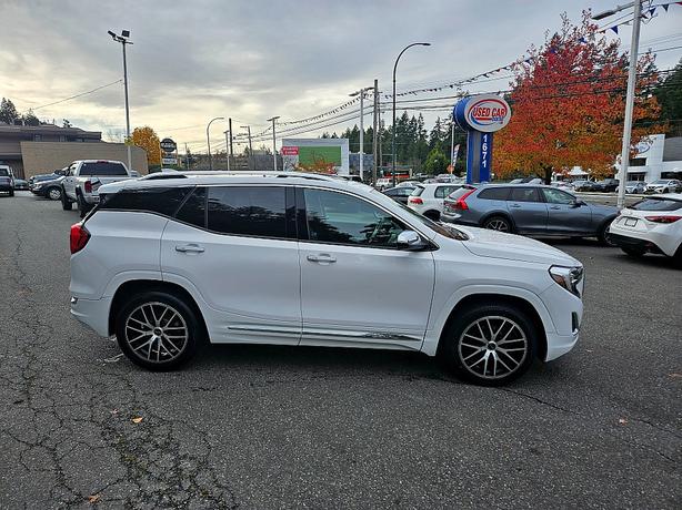 2019 GMC  Terrain Denali image 4