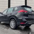 2017 Nissan Rogue S thumbnail image 4