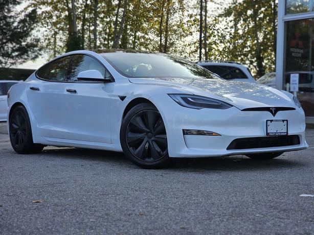 2021 Tesla Model S Long Range - White Interior, Manager Demo image 3