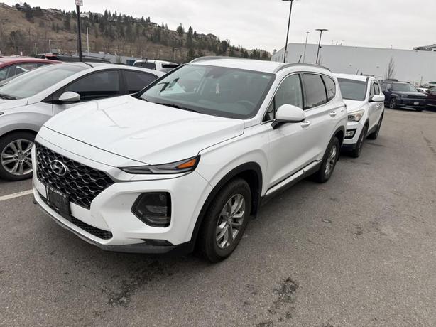 2019 Hyundai Santa Fe Essential LOW KMS! ONE OWNER! BACKUP CAMERA! BLUETOOTH! image 2