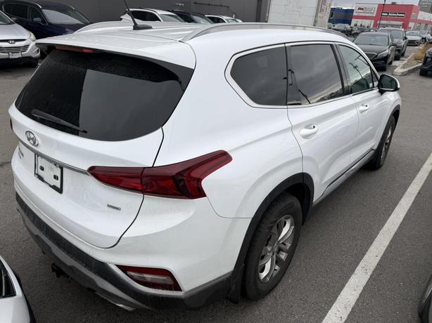 2019 Hyundai Santa Fe Essential LOW KMS! ONE OWNER! BACKUP CAMERA! BLUETOOTH! image 4