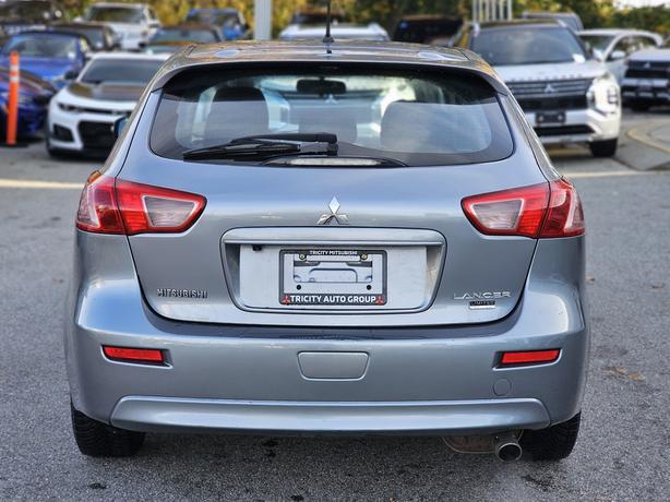 2017 Mitsubishi LANCER SPORTBACK SE - One Owner, Heated Seats, Rearview Camera image 6