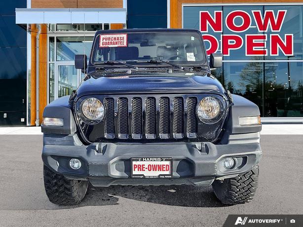 2021 Jeep Wrangler Sport 4x4 | No Reported Accidents! image 2