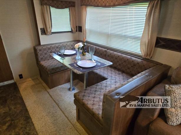 Used 2015 Keystone RV Springdale 267BHSEWE image 5