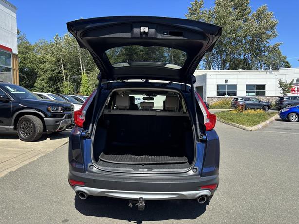 2017 Honda CR-V Touring image 7