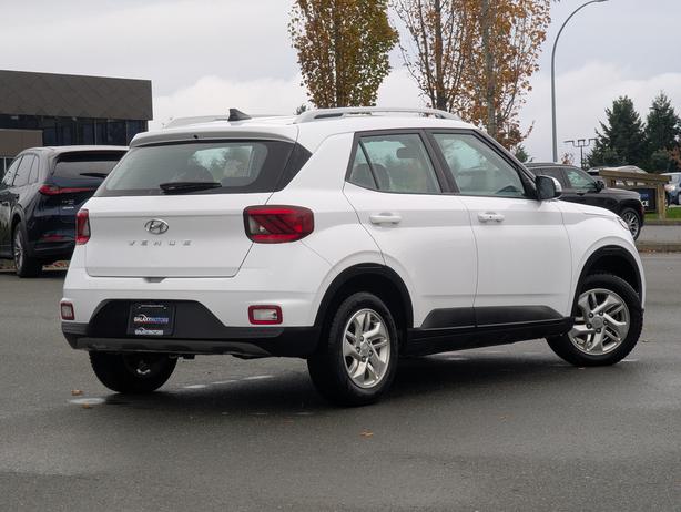 2022 Hyundai Venue Preferred - BC Only, Heated Seats Phone Projection image 6