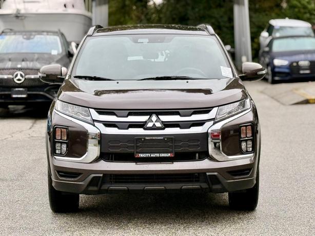 2023 Mitsubishi RVR GT - No Accidents, 1 Owner, Leather, Moonroof image 2