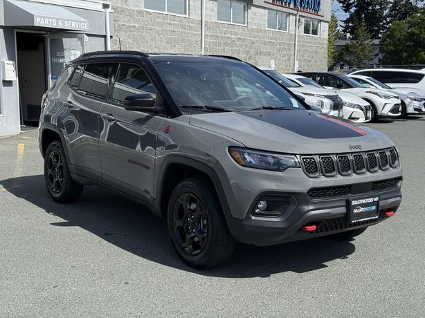 2024 Jeep Compass Trailhawk 4WD - Front Dual Zone A/C & ABS Brakes image 4