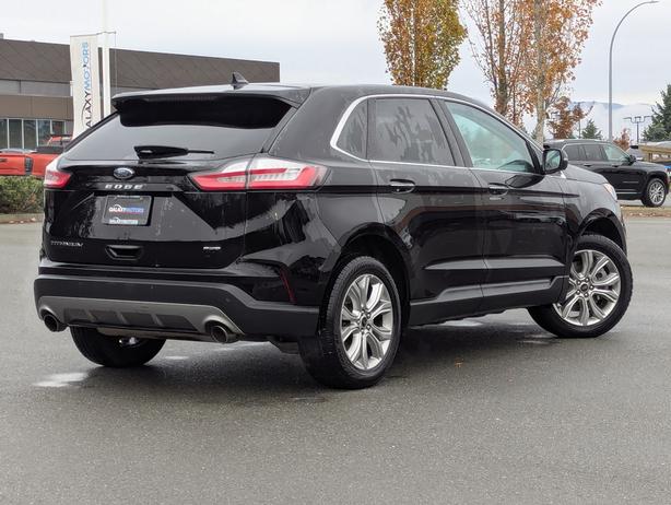 2023 Ford Edge Titanium - No Accidents, Heated Seats, AWD image 6