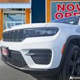 2024 Jeep Grand Cherokee Altitude 4x4 | Heated Seats! thumbnail image 8