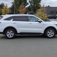 2024 Kia Sorento LX - No Accidents, Heated Seats, AWD thumbnail image 5