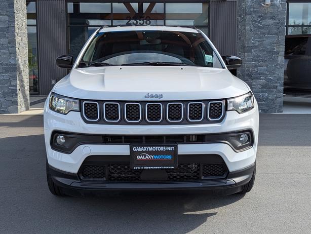 2024 Jeep Compass North - No Accidents, 4x4, Heated Seats image 3