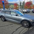 2017 Volvo V90 Cross Country thumbnail image 7