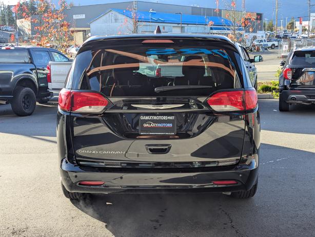 2024 Chrysler Grand Caravan SXT - No Accidents, Power Doors/Gate, Navigation image 7