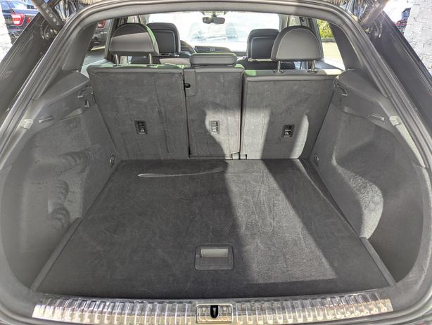 2024 Audi Q3 Progressiv - No accidents, Heated Seats, Sunroof image 8