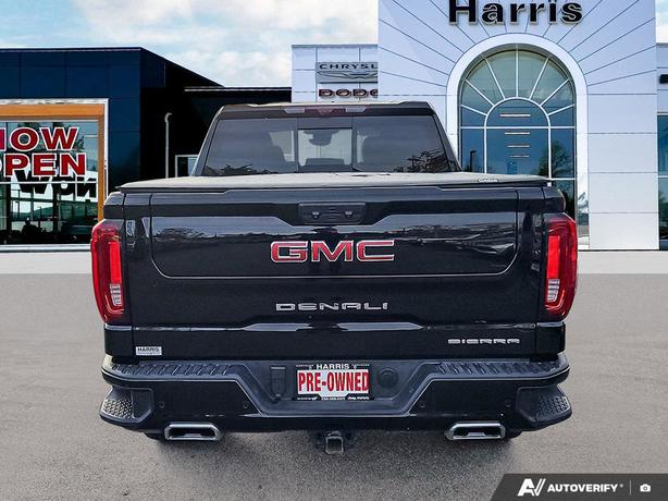 2023 GMC Sierra 1500 4WD Crew Cab 147 Denali | No Reported Accidents! image 5