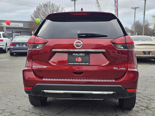 2018 Nissan Rogue AWD SL image 3