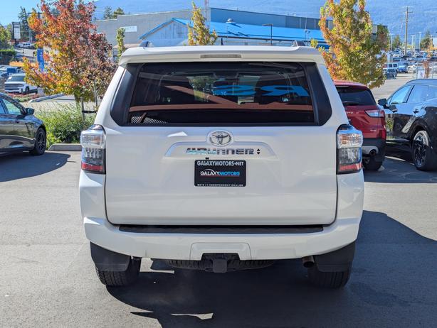 2023 Toyota 4Runner SR5 - Sunroof, Heated Seats, 4x4 image 7