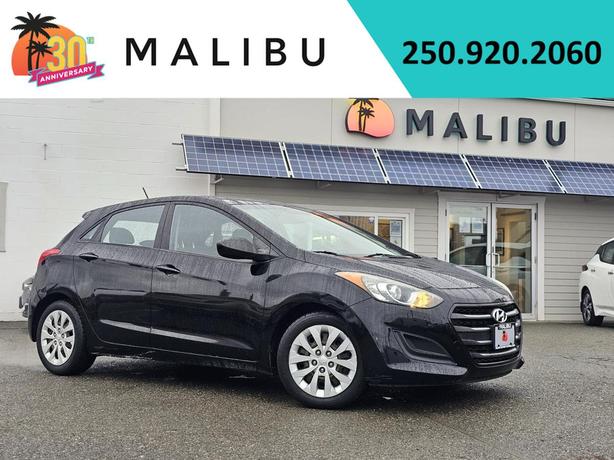 2016 Hyundai Elantra GT 5dr HB Auto GT image 1