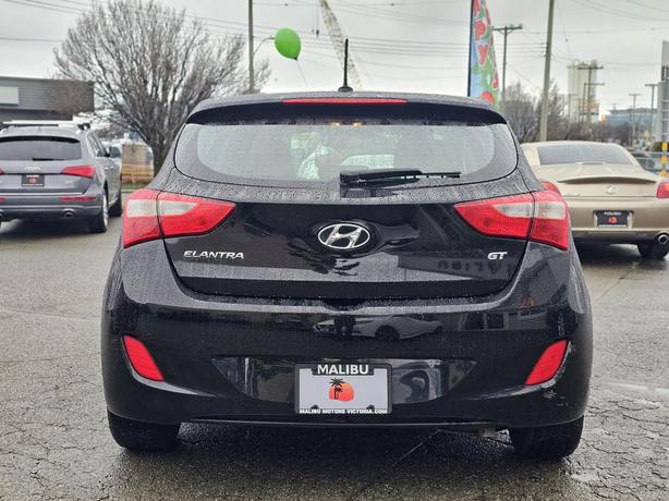 2016 Hyundai Elantra GT 5dr HB Auto GT image 3