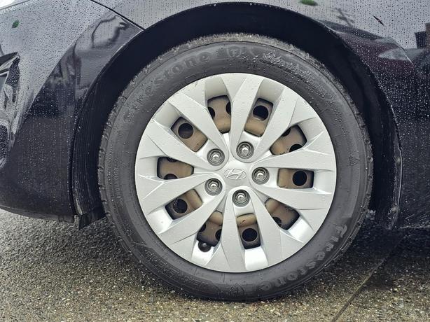 2016 Hyundai Elantra GT 5dr HB Auto GT image 5