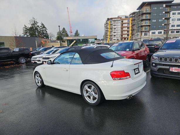 2012 BMW 1 Series 128i | Heated Seats! image 4