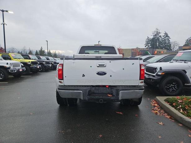 2009 Ford Super Duty F-350 DRW | Cruise Control! image 5