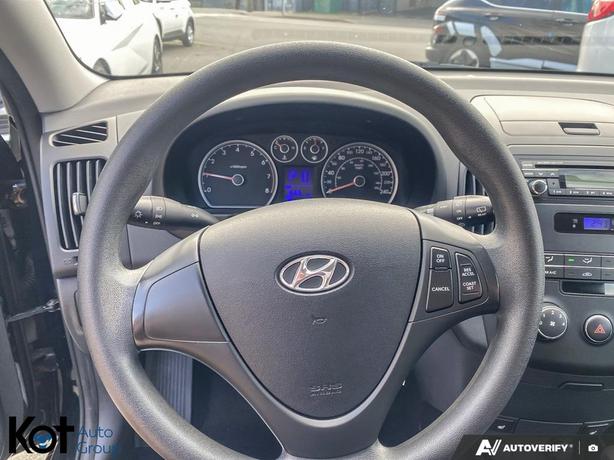 2012 Hyundai Elantra Touring GL KEY-LESS ENTRY! AIR CONDITIONING! image 7