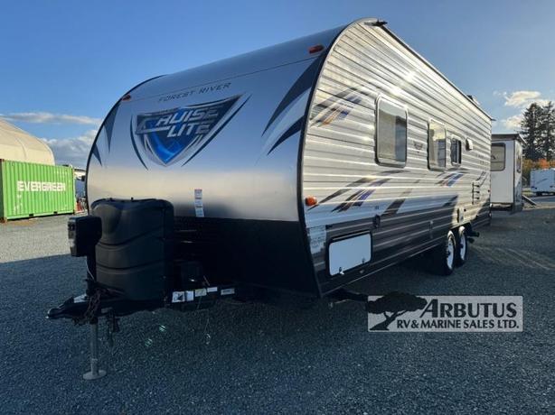 Used 2018 Forest River RV Salem Cruise Lite 241QBXL image 3
