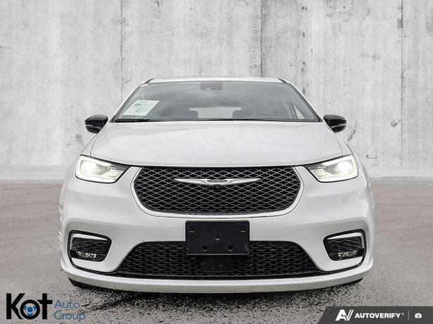 2024 Chrysler Pacifica Touring-L | Power Liftgate | Power Sliding Doors | Remote image 8