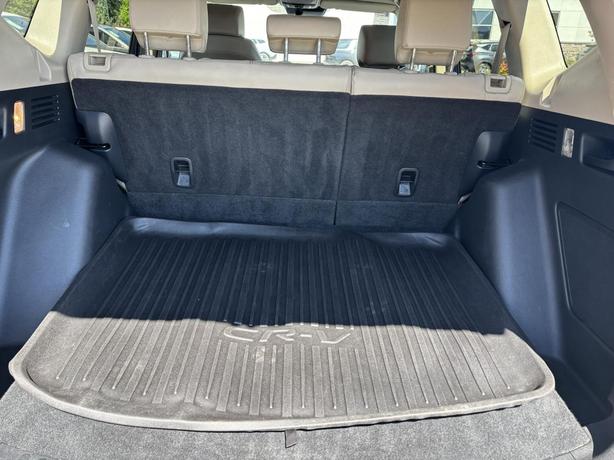 2017 Honda CR-V Touring image 8