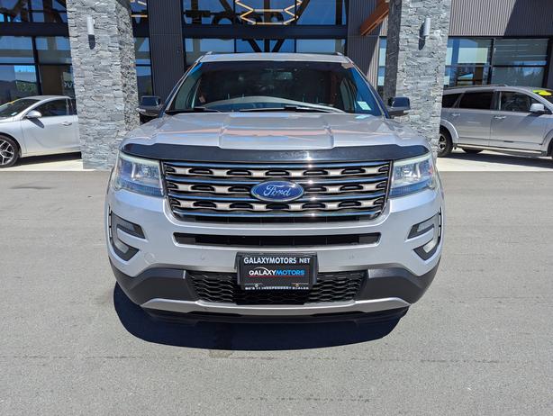 2016 Ford Explorer XLT - Leather, Sunroof, Heated Seats, 4x4 image 3