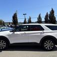 2022 Ford Explorer St-Line thumbnail image 4