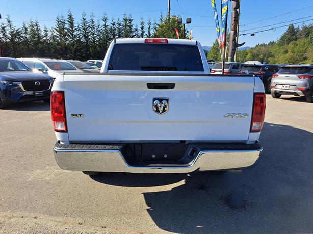 2022 Ram 1500 Classic - 4WD, Heated Seats, Heated Wheel image 7