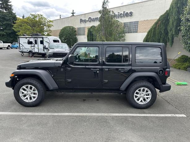 2023 Jeep Wrangler Sport S image 2