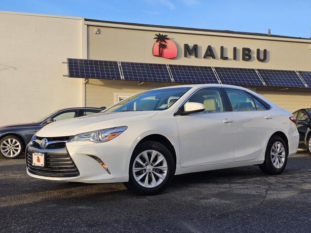 2017 Toyota Camry 4dr Sdn I4 Auto LE image 8