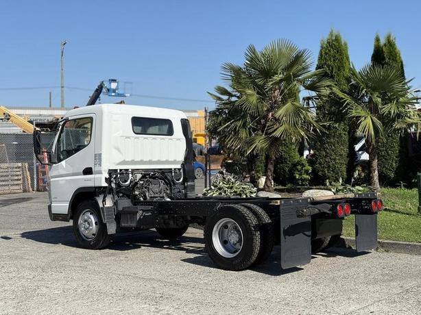 2015 Mitsubishi Fuso FE Cab And Chassis  3 seater Diesel image 7