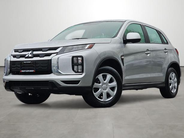 2023 Mitsubishi RVR image 1