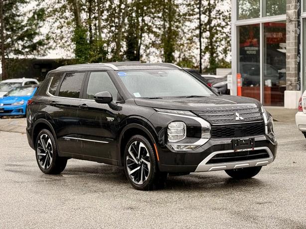 2025 Mitsubishi Outlander PHEV SEL - Finance Rates As Low As 0%, Manager Demo image 4