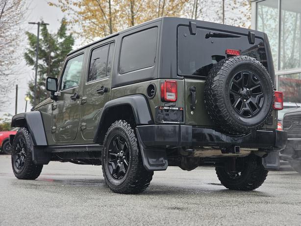 2015 Jeep WRANGLER UNLIMITED 4WD 4dr Willys Wheeler -Ltd Avail- image 7