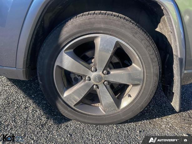 2015 Jeep Grand Cherokee Overland image 6