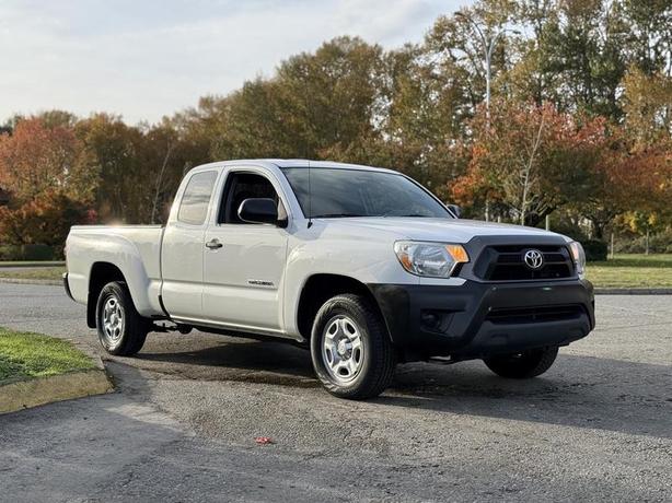 2013 Toyota Tacoma Access Cab 2WD Pickup Truck with Power Options image 1