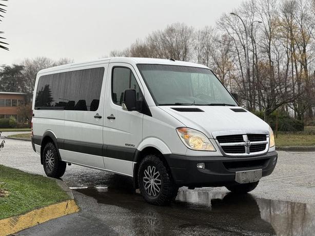 2008 Dodge Sprinter 2500 12-Passenger Low Roof Van image 1